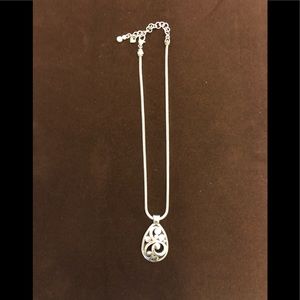 Pendent necklace